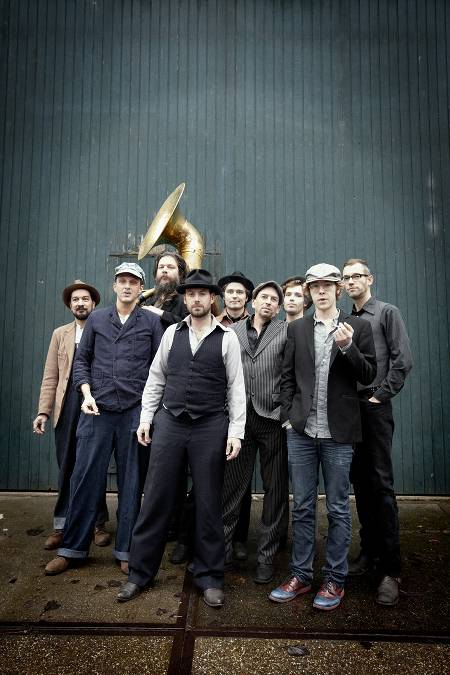 In Dutch: "Wicked Transmission" van Maison du Malheur 25 maart uit op Excelsior Recordings